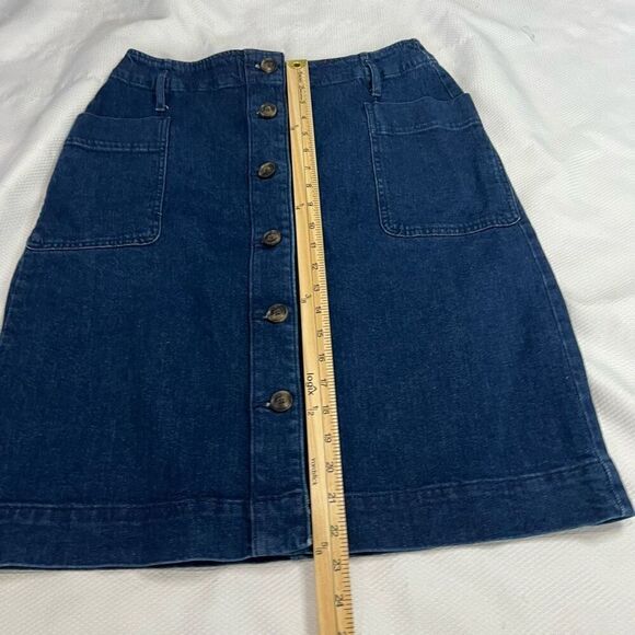 Loft Dark Wash Full Button Front Denim Jean Skirt Sz 8 Women’s - Picture 6 of 9